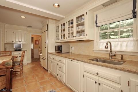 228 E Saddle River Rd, Saddle River, NJ 07458 photo 9