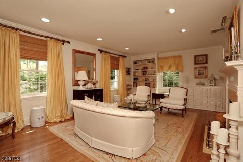 228 E Saddle River Rd, Saddle River, NJ 07458 photo 4