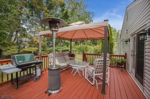 32 Michael Dr, Wayne, NJ 07470 photo 23