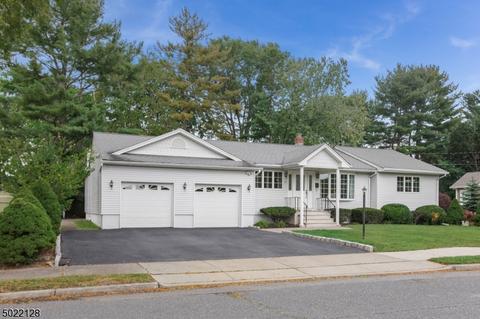 32 Michael Dr, Wayne, NJ 07470 photo 2