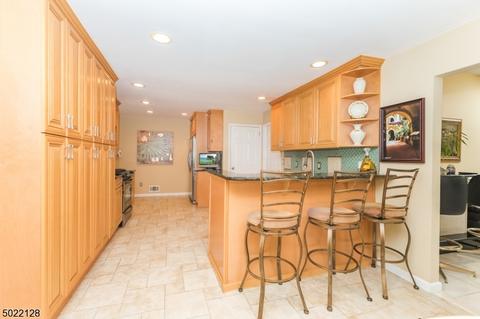 32 Michael Dr, Wayne, NJ 07470 photo 7