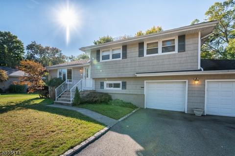 16 Terrace Rd, Wayne, NJ 07470 photo 2