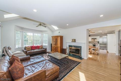 7 Ursula Ct, Mendham, NJ 07945 photo 8