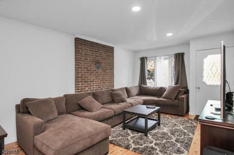14 N Main St, Hackettstown, NJ 07840 photo 2