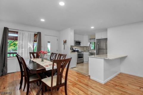 14 N Main St, Hackettstown, NJ 07840 photo 4