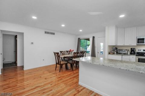 14 N Main St, Hackettstown, NJ 07840 photo 10