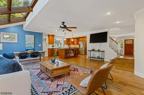 27 Columbus Ave, Montclair, NJ 07042 photo 10