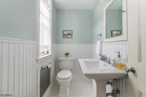 35 Godfrey Rd, Montclair, NJ 07043 photo 13