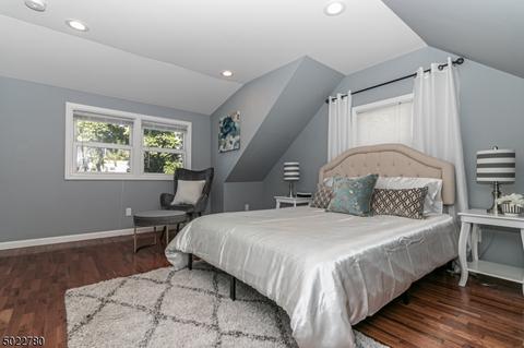 821 Dill Ave, Linden, NJ 07036 photo 12