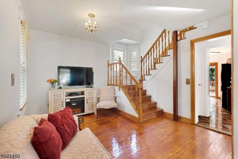 247 N Mountain Ave, Montclair, NJ 07043 photo 21