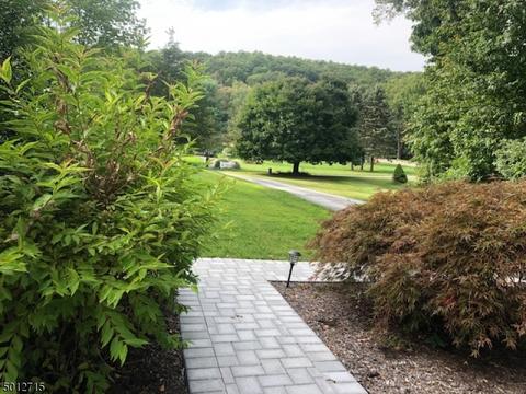 44 Old Cedar Dr, Sparta, NJ 07871 photo 3