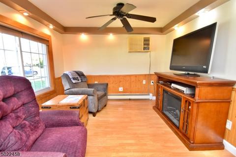 4 Cree Trl, Jefferson, NJ 07438 photo 2