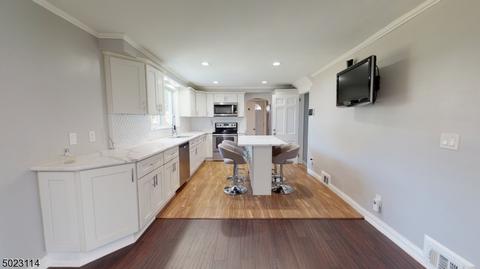 604 Duquesne Ter, Union, NJ 07083 photo 5