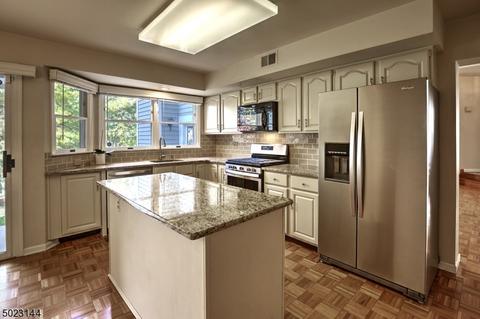 48 Edgewood Rd, Bedminster, NJ 07921 photo 6