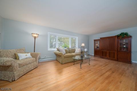 36 Riceman Rd, Berkeley Heights, NJ 07922 photo 6