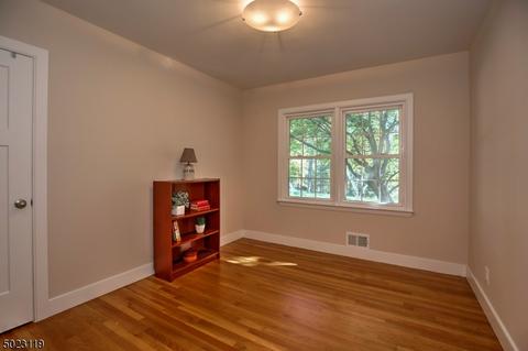 18 Cherry Ln, Mendham, NJ 07945 photo 17