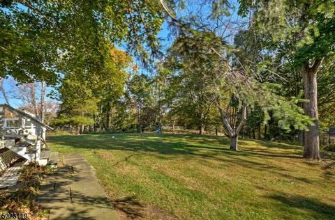 18 Cherry Ln, Mendham, NJ 07945 photo 22