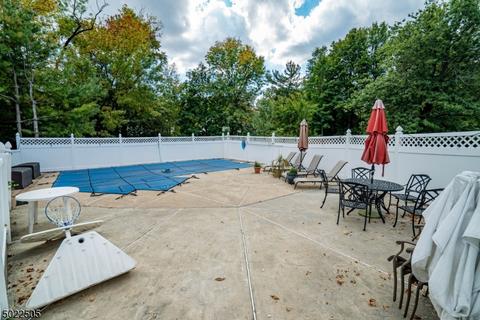 34 Whittaker Ct, Wayne, NJ 07470 photo 22