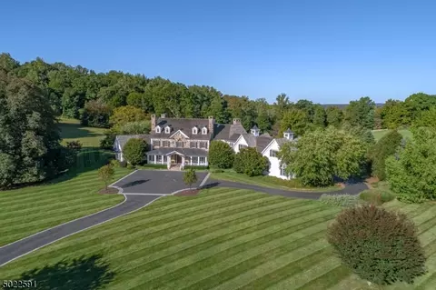 50 Spring Hill Rd, Mendham, NJ 07945 photo 1
