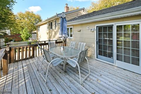 310 Spencer Pl, Paramus, NJ 07652 photo 21