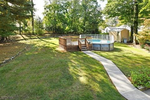 310 Spencer Pl, Paramus, NJ 07652 photo 19