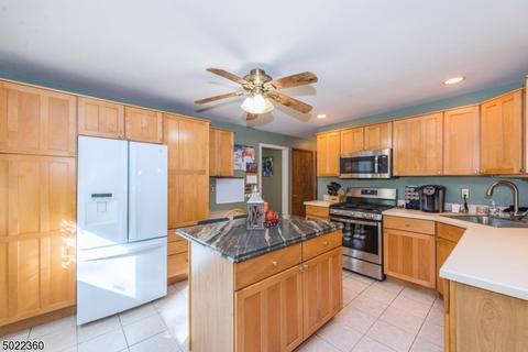 53 E Lake Trl, Wayne, NJ 07470 photo 6