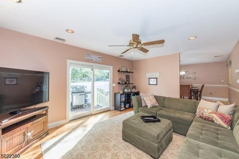 53 E Lake Trl, Wayne, NJ 07470 photo 11