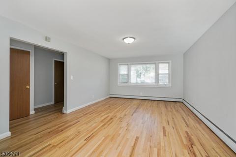 22 Evergreen Ave, Springfield, NJ 07081 photo 5