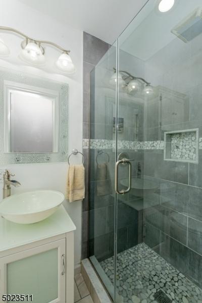 7 Lancaster Ave, Montville Twp., NJ 07058 photo 6