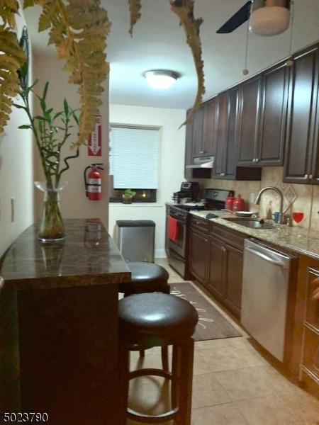 208 Anderson St N2f #N2F, Hackensack, NJ 07601 photo 5