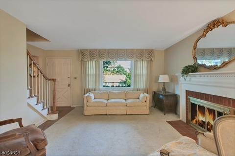 255 Henry St, Paramus, NJ 07652 photo 7