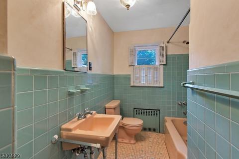 255 Henry St, Paramus, NJ 07652 photo 17