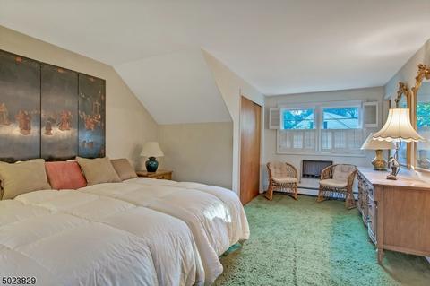 255 Henry St, Paramus, NJ 07652 photo 21