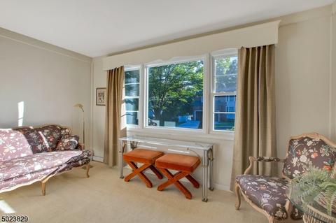 255 Henry St, Paramus, NJ 07652 photo 10