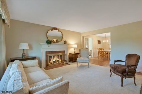 255 Henry St, Paramus, NJ 07652 photo 6