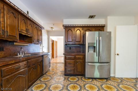 453 Paramus Rd, Paramus, NJ 07652 photo 11