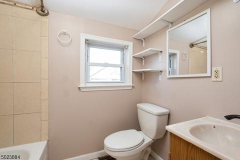 534 W 6th St, Plainfield, NJ 07060 photo 6