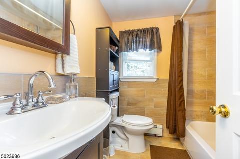 275 E 5th Ave, Roselle, NJ 07203 photo 19