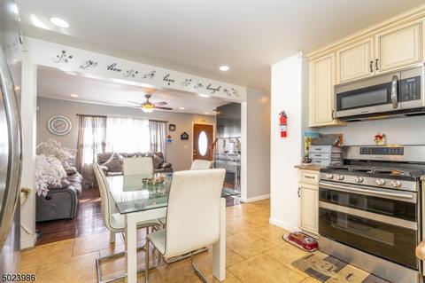 275 E 5th Ave, Roselle, NJ 07203 photo 12