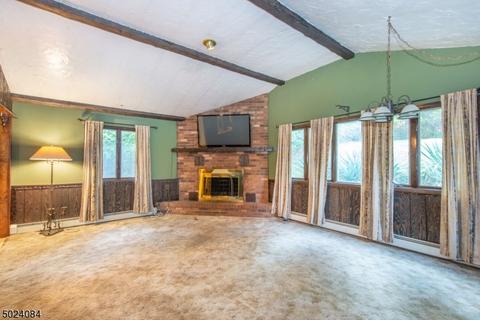 653 Colfax Rd, Wayne, NJ 07470 photo 11