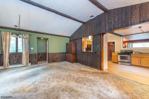 653 Colfax Rd, Wayne, NJ 07470 photo 10