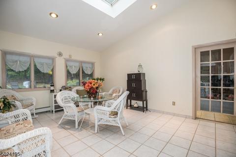 82 Ridgeview Ter, Wayne, NJ 07470 photo 11