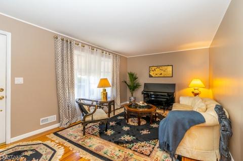 67 Valley View Rd, Hillside, NJ 07205 photo 7