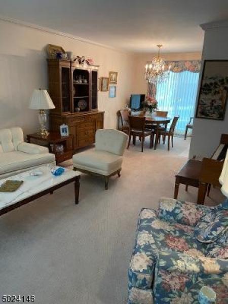 24 Manor Dr, Wayne, NJ 07470 photo 4