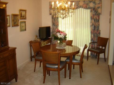 24 Manor Dr, Wayne, NJ 07470 photo 5