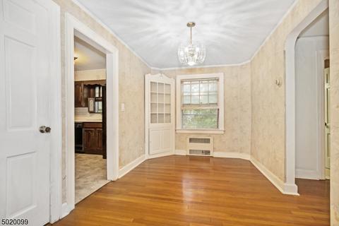 130 Beechwood Dr, Wayne, NJ 07470 photo 6