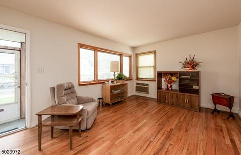 1559 Barton Rd, Union, NJ 07083 photo 3