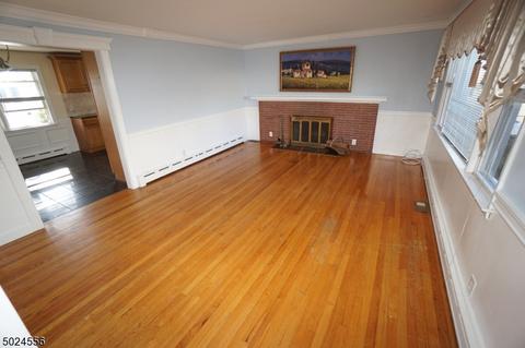 11 Harding Ave, Clark, NJ 07066 photo 3