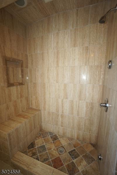 11 Harding Ave, Clark, NJ 07066 photo 11