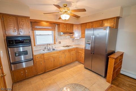 54 Colfax Rd, Wayne, NJ 07470 photo 5